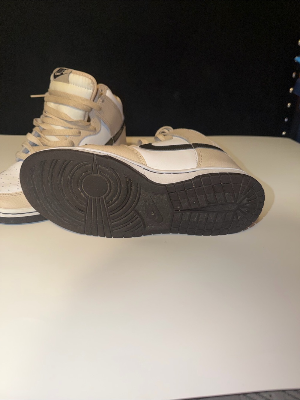 Nike 1s - Picture 2 of 3